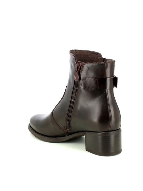 Stivaletto da donna in pelle liscia testa di moro con tacco 4 cm e dettaglio metallico NERO GIARDINI | I513843D300
